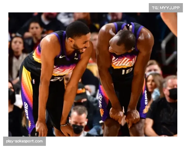 菲尼克斯水星末节崩盘,负于印第安纳狂热 菲尼克斯水星末节崩盘,负于印第安纳狂热